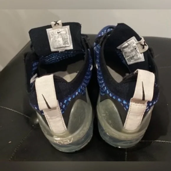 Nike Navy and Black Running Shoes 4.5Y - Picture 8 of 15